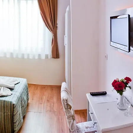 Tepe Hotell 3*