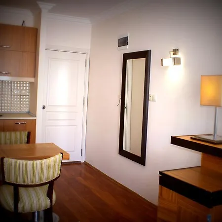 Tepe Hotel 3*
