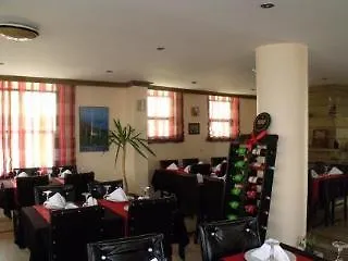Tepe Hotel 3*
